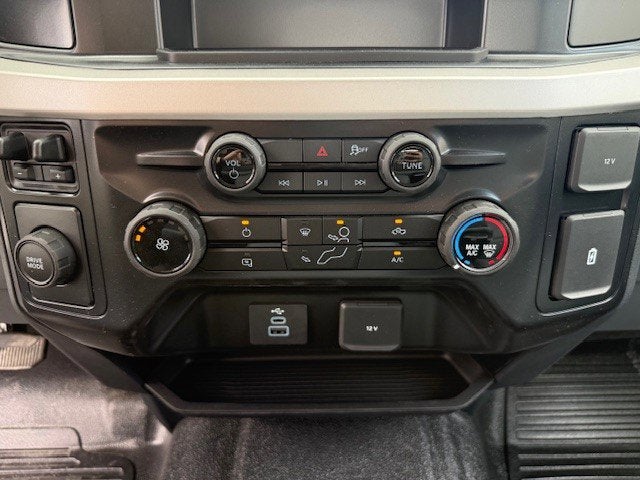 2026 Ford Super Duty F-250 SRW Service Body XL