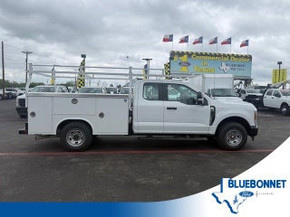 2026 Ford Super Duty F-250 SRW Service Body XL