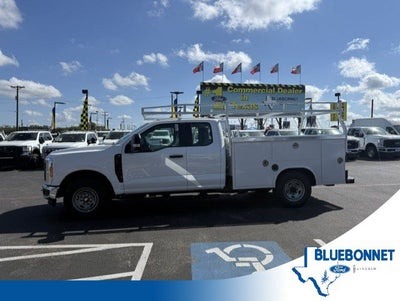 2027 Ford Super Duty F-250 SRW Service Body XL