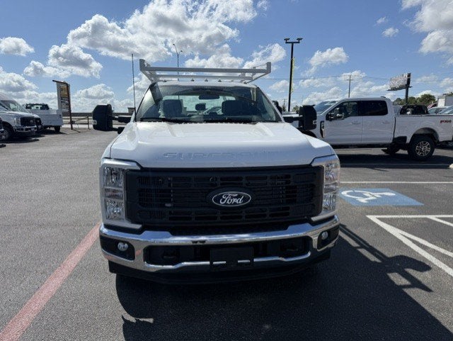 2027 Ford Super Duty F-250 SRW Service Body XL