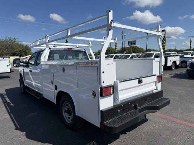 2027 Ford Super Duty F-250 SRW Service Body XL