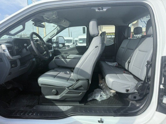 2027 Ford Super Duty F-250 SRW Service Body XL
