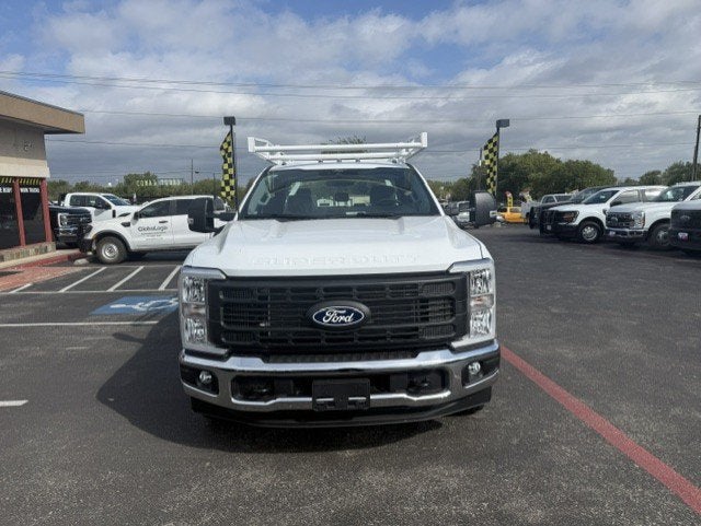 2027 Ford Super Duty F-250 SRW Service Body XL