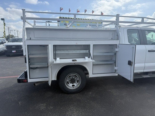 2027 Ford Super Duty F-250 SRW Service Body XL