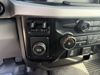 2027 Ford Super Duty F-250 SRW Service Body XL