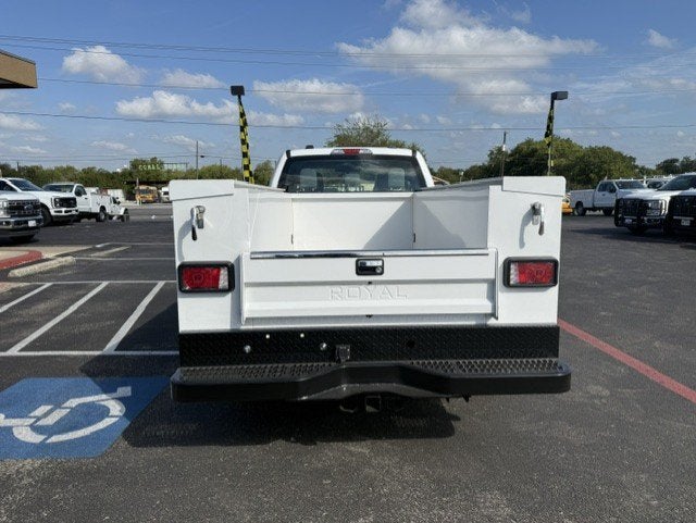 2027 Ford Super Duty F-250 SRW Service Body XL
