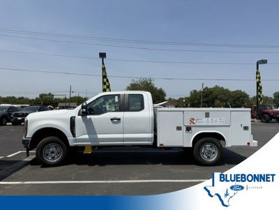 2026 Ford Super Duty F-250 SRW Service Body XL