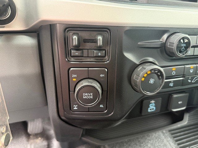 2026 Ford Super Duty F-250 SRW Service Body XL