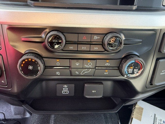2026 Ford Super Duty F-250 SRW Service Body XL
