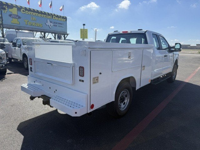 2026 Ford Super Duty F-250 SRW Service Body XL