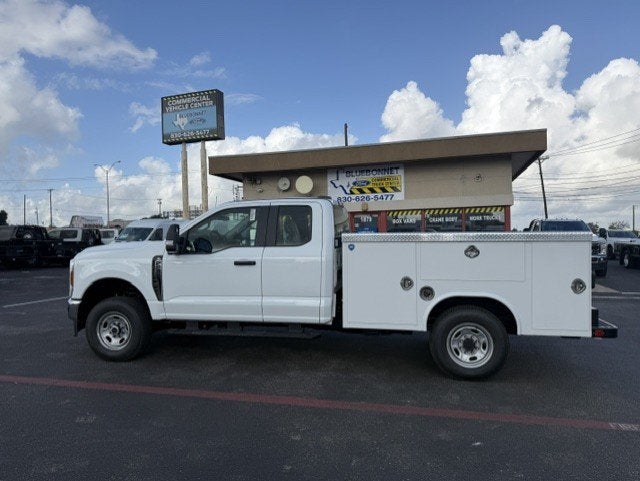 2026 Ford Super Duty F-250 SRW Service Body XL