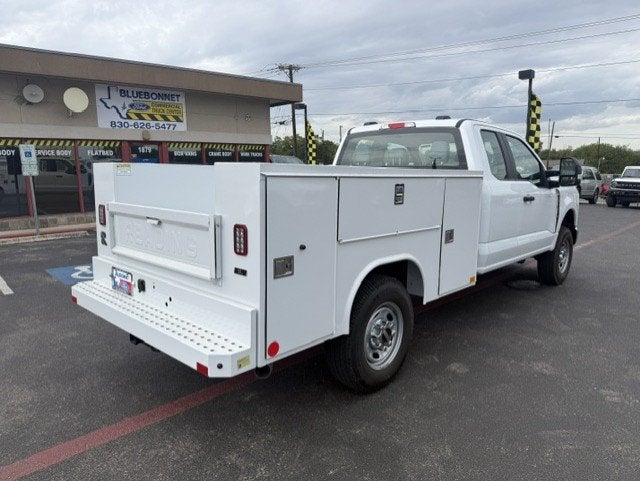 2026 Ford Super Duty F-250 SRW Service Body XL