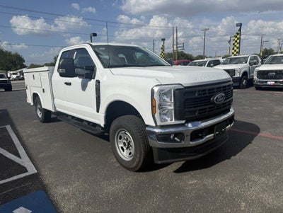 2026 Ford Super Duty F-250 SRW Service Body XL