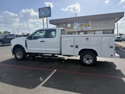 2026 Ford Super Duty F-250 SRW Service Body XL