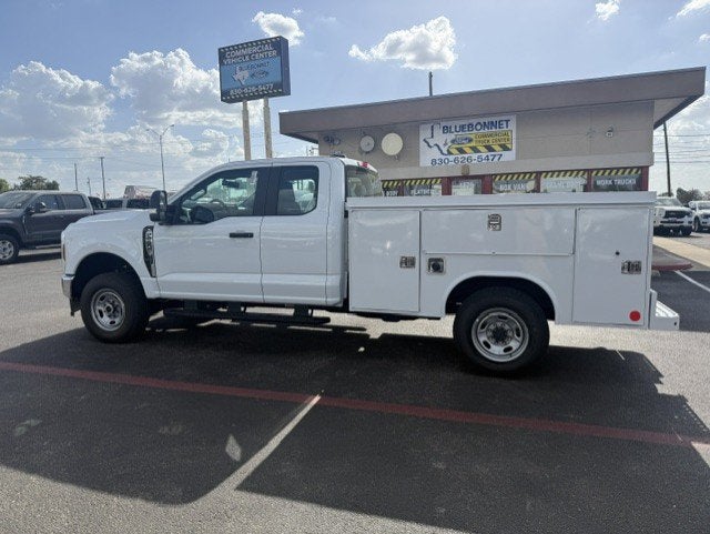2026 Ford Super Duty F-250 SRW Service Body XL