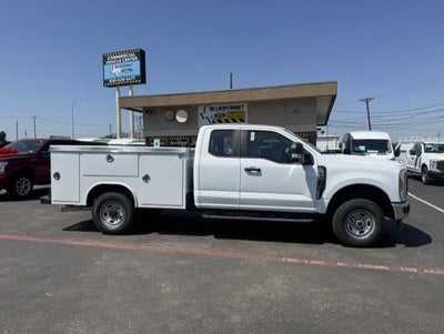 2026 Ford Super Duty F-250 SRW Service Body XL