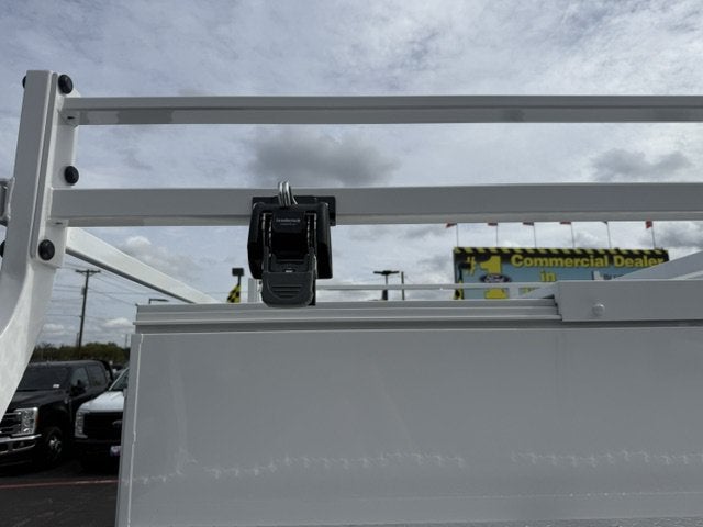 2027 Ford Super Duty F-350 DRW Service Body XL