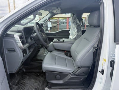 2027 Ford Super Duty F-350 DRW Service Body XL