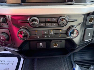 2026 Ford Super Duty F-350 DRW Flatbed XL