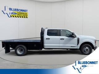 2026 Ford Super Duty F-350 DRW Flatbed XL