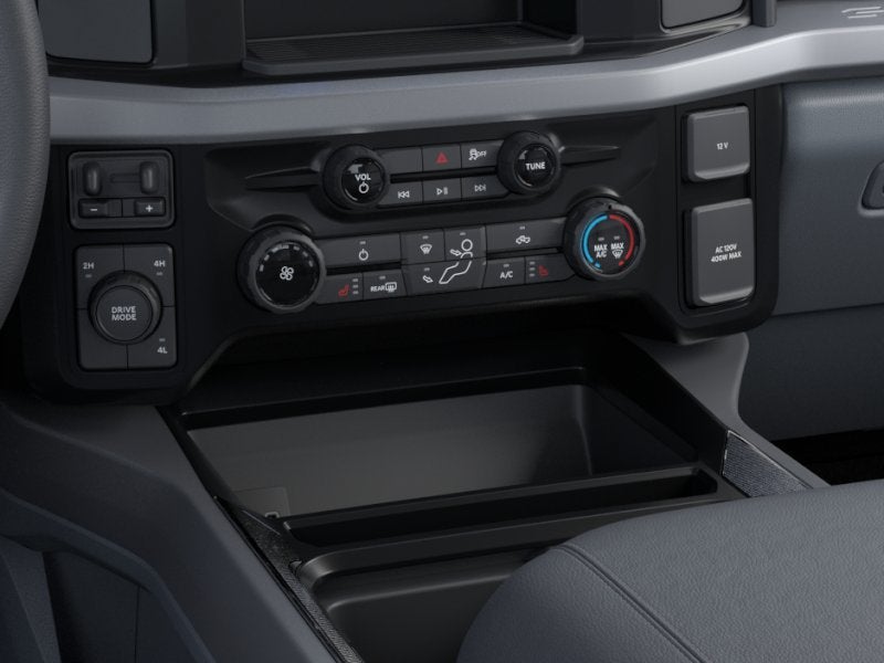 2026 Ford Super Duty F-350 DRW XLT