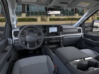 2026 Ford Super Duty F-350 DRW XLT