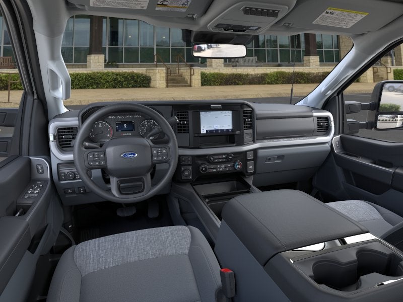 2026 Ford Super Duty F-350 DRW XLT