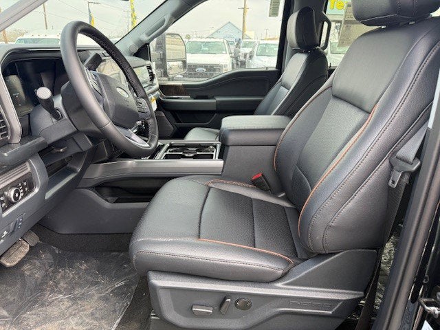 2026 Ford Super Duty F-350 DRW Chassis LARIAT