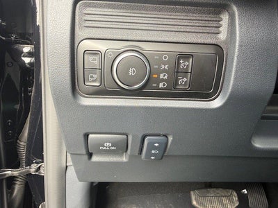 2026 Ford Super Duty F-350 DRW Chassis LARIAT