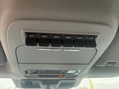 2026 Ford Super Duty F-350 DRW Chassis LARIAT