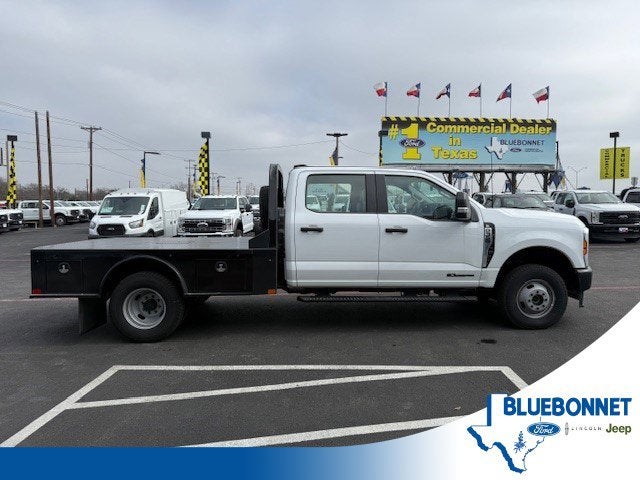 2026 Ford Super Duty F-350 DRW Flatbed XL