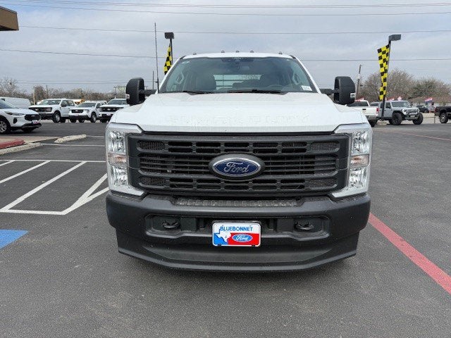 2026 Ford Super Duty F-350 DRW Flatbed XL