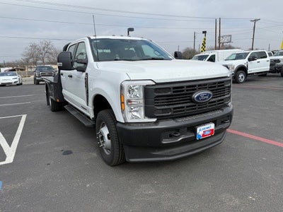 2026 Ford Super Duty F-350 DRW Flatbed XL