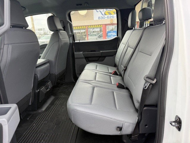 2026 Ford Super Duty F-350 DRW Flatbed XL