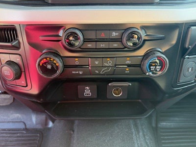 2026 Ford Super Duty F-350 DRW Flatbed XL