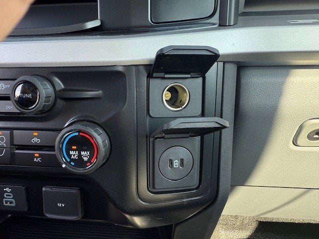 2026 Ford Super Duty F-350 DRW Flatbed XL