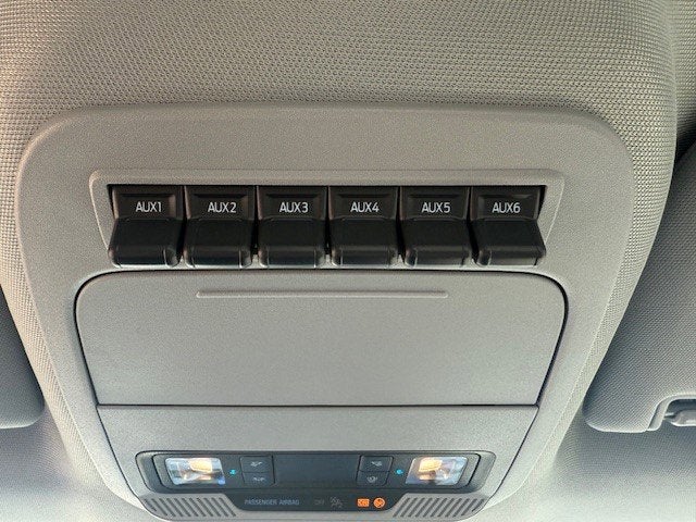 2026 Ford Super Duty F-350 DRW Flatbed XL