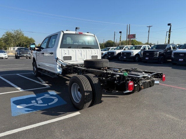 2026 Ford Super Duty F-350 DRW XL