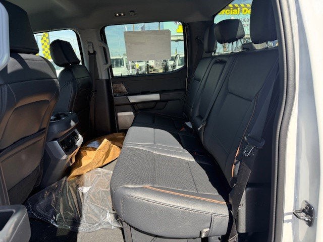 2026 Ford Super Duty F-350 DRW Chassis LARIAT