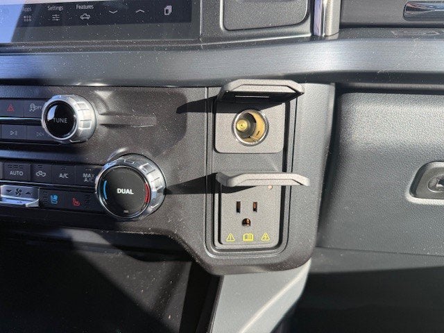 2026 Ford Super Duty F-350 DRW Chassis LARIAT