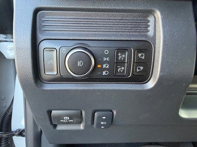 2026 Ford Super Duty F-350 DRW Chassis LARIAT