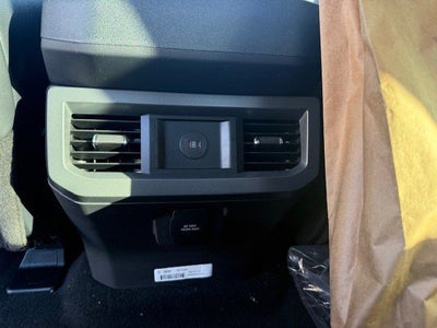 2026 Ford Super Duty F-350 DRW Chassis LARIAT