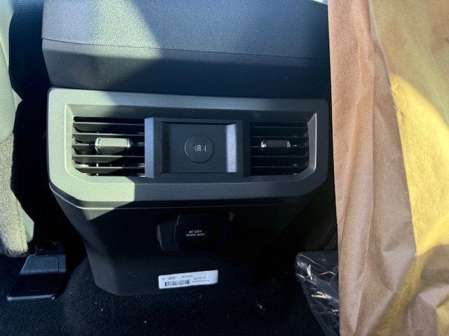 2026 Ford Super Duty F-350 DRW Chassis LARIAT