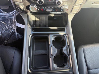 2026 Ford Super Duty F-350 DRW Chassis LARIAT