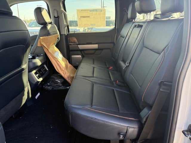 2026 Ford Super Duty F-350 DRW Chassis LARIAT