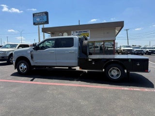 2026 Ford Super Duty F-350 DRW Chassis LARIAT