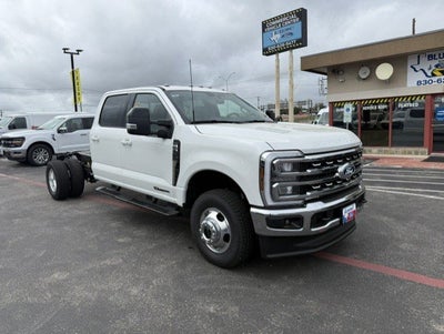 2027 Ford Super Duty F-350 DRW Chassis LARIAT
