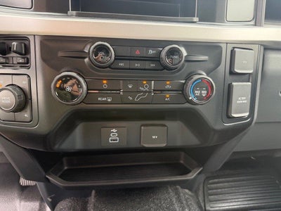 2026 Ford Super Duty F-350 DRW Flatbed XL