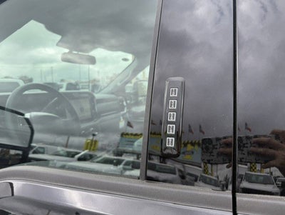 2027 Ford Super Duty F-350 DRW Chassis LARIAT