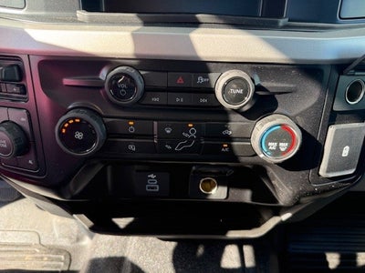 2026 Ford Super Duty F-350 DRW Flatbed XL